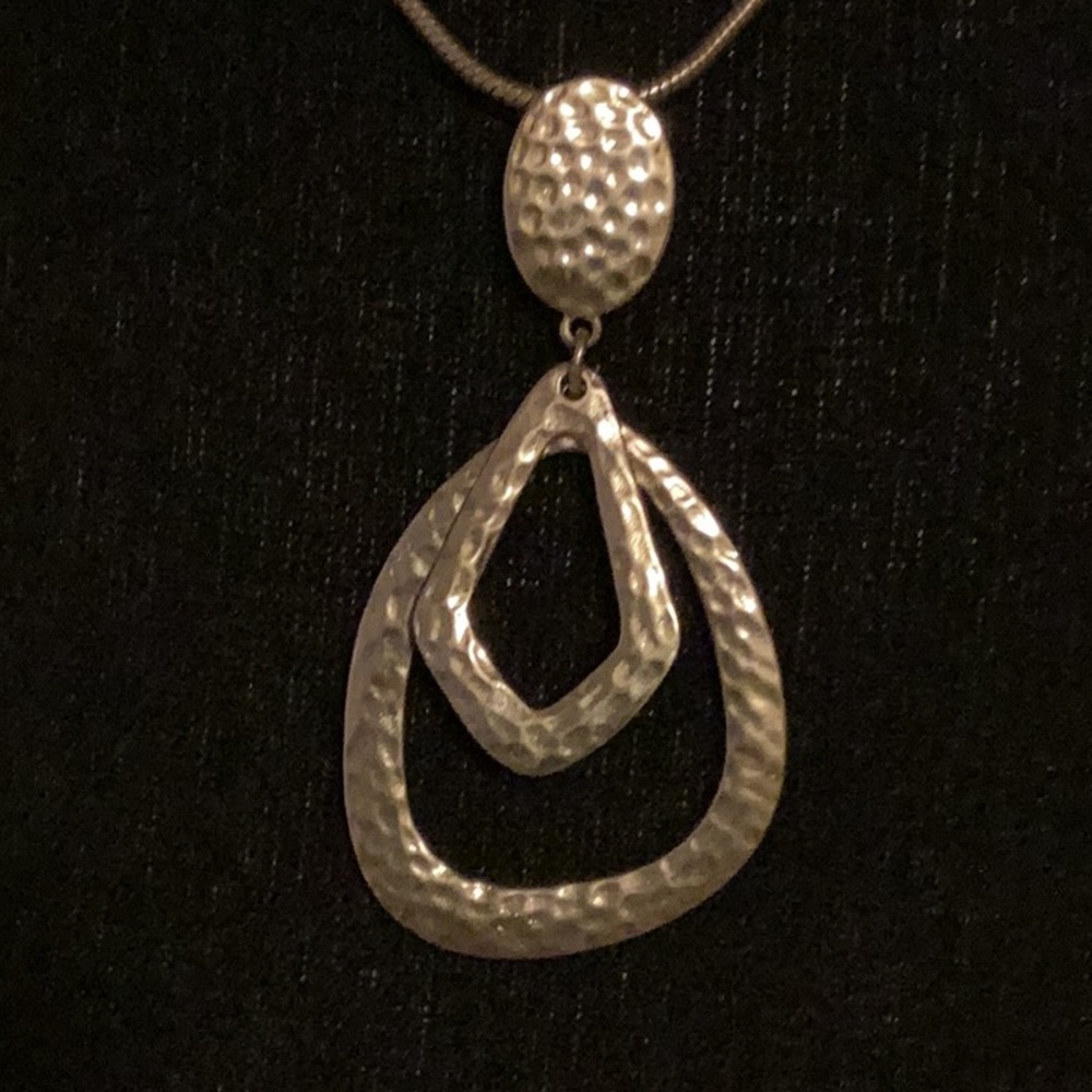 Chico’s hammered gold tone necklace - Picture 2 of 3